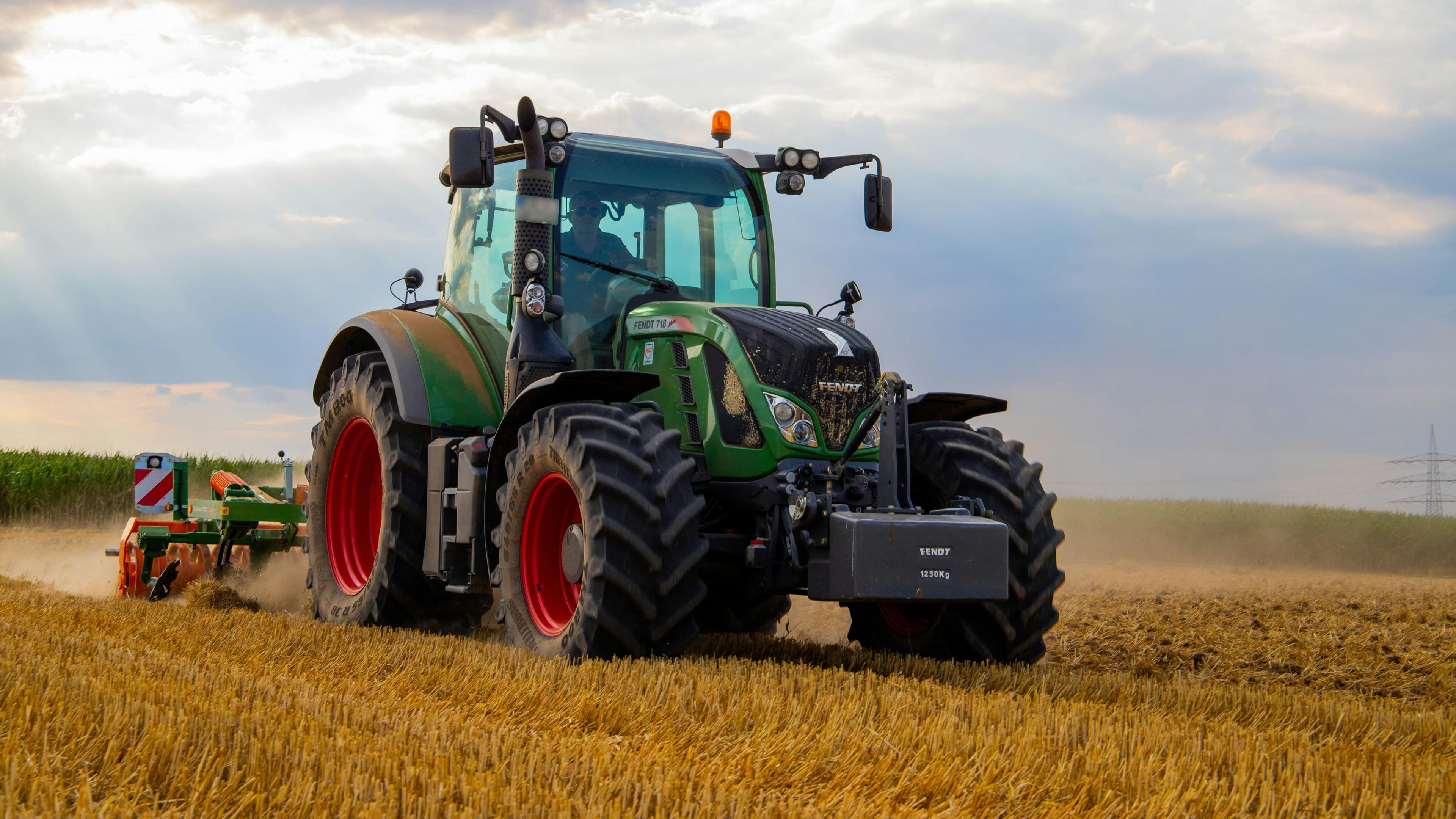 Farming Hero Image